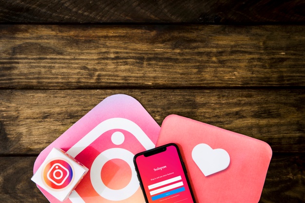 Instagram agrega stickers, etiquetas de donación y una cámara renovada
